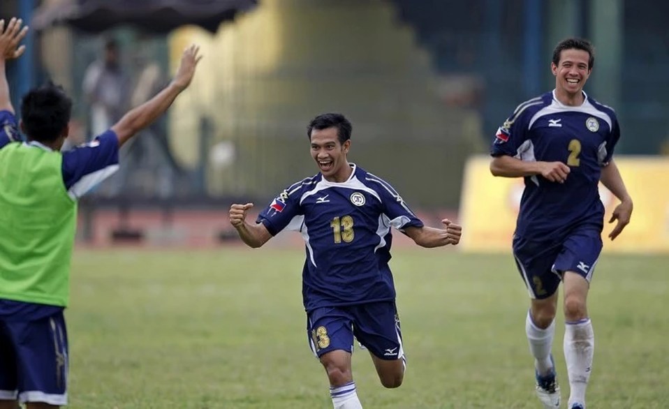 Pinakadakilang Manlalarong Pilipino sa Football