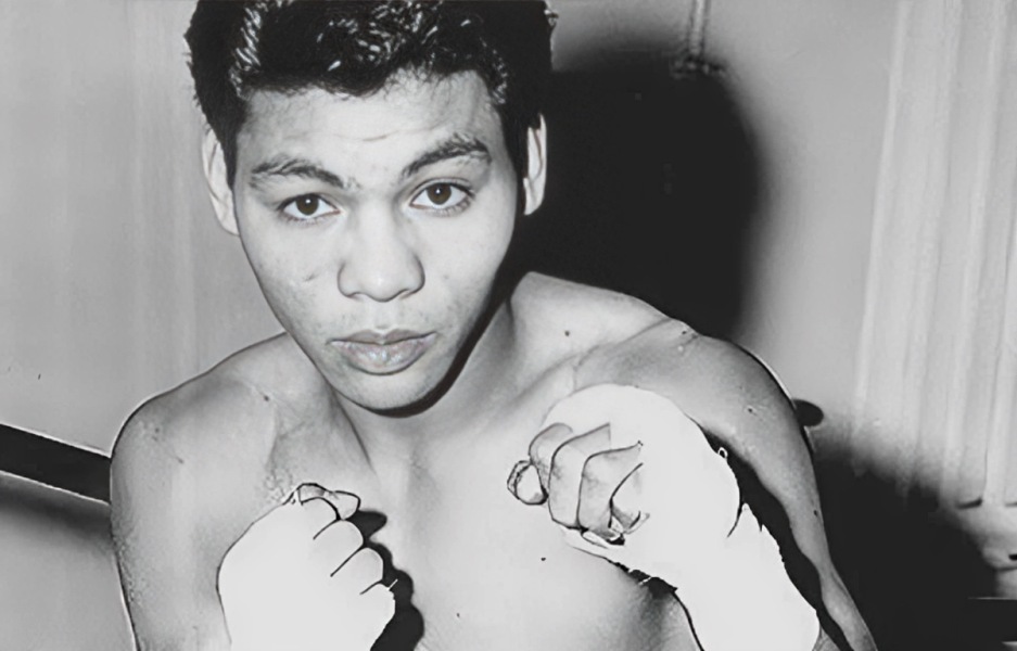 Panalo ng Filipino Boxers sa World Title Fight