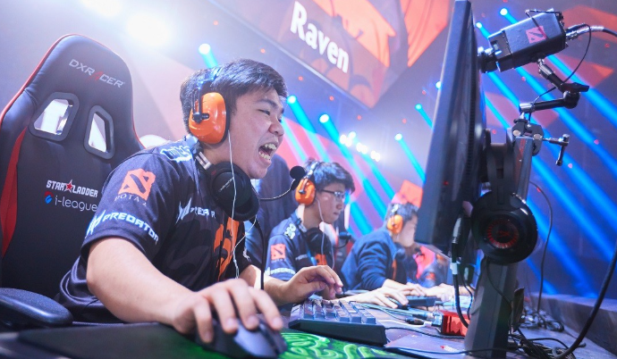 Dota2 Players by Prize Winnings