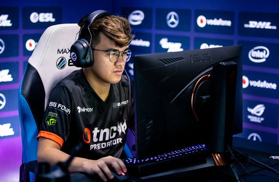Pinakamalaking Kumita sa Larangan ng Esports